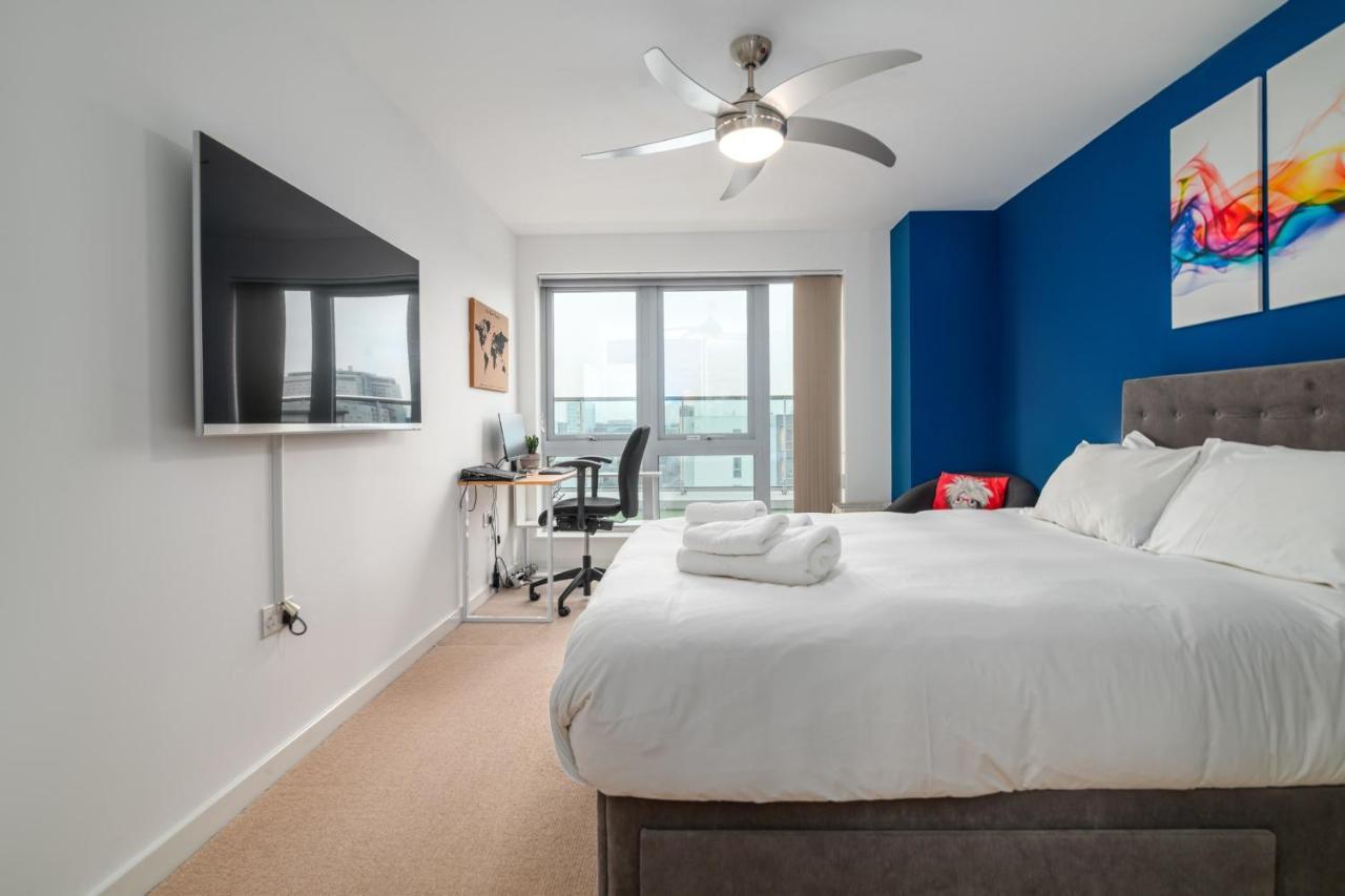 لندن Guestready - Magnificent City View Penthouse المظهر الخارجي الصورة
